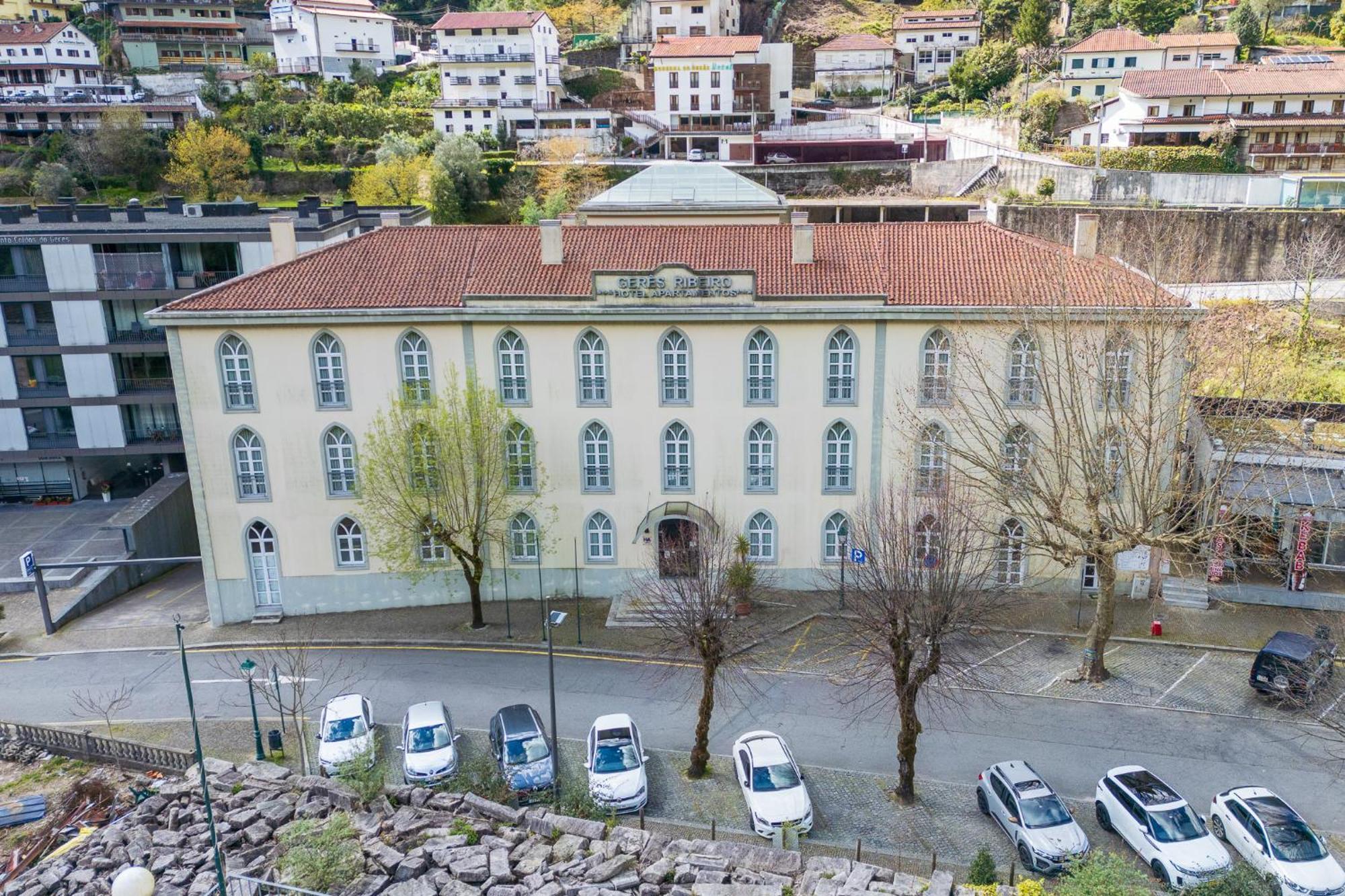 Hotel Apartamentos Geres Ribeiro Luaran gambar